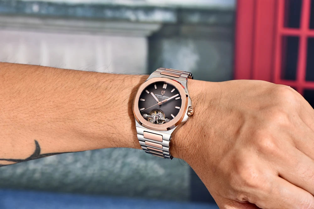 Pagani Design Semi Skeleton — Reloj automático con rotor visible y zafiro AR