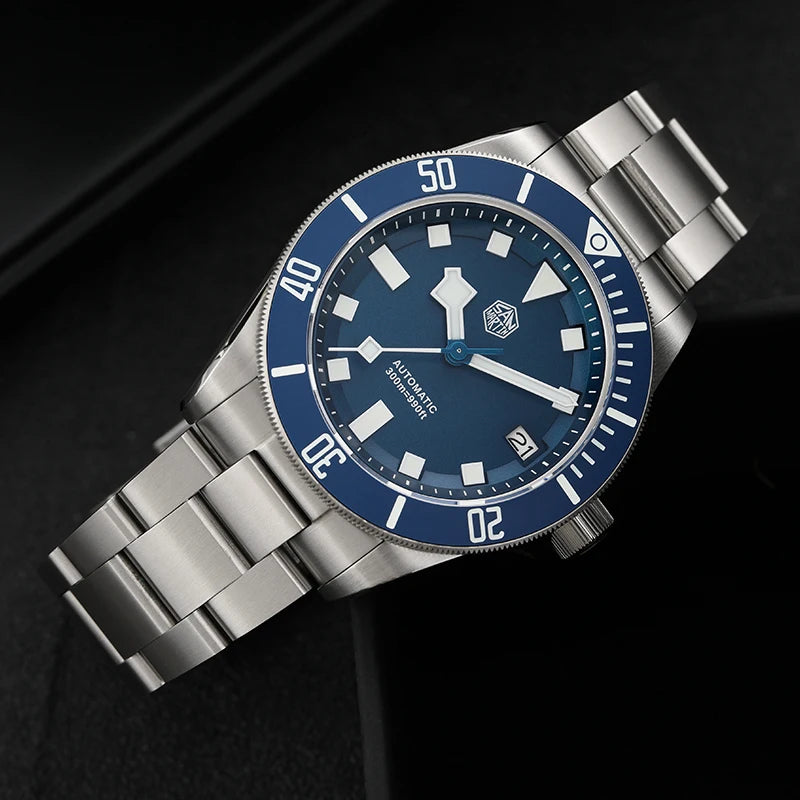 San Martin × Watchdives SN0121T — Diver Titanio 300 m con bisel cerámico