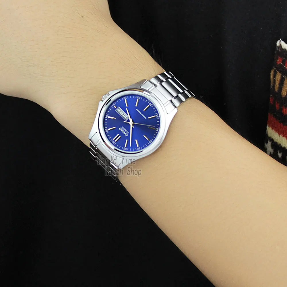 Casio MTP-1239D — Reloj de vestir extraplano 9 mm con día y fecha