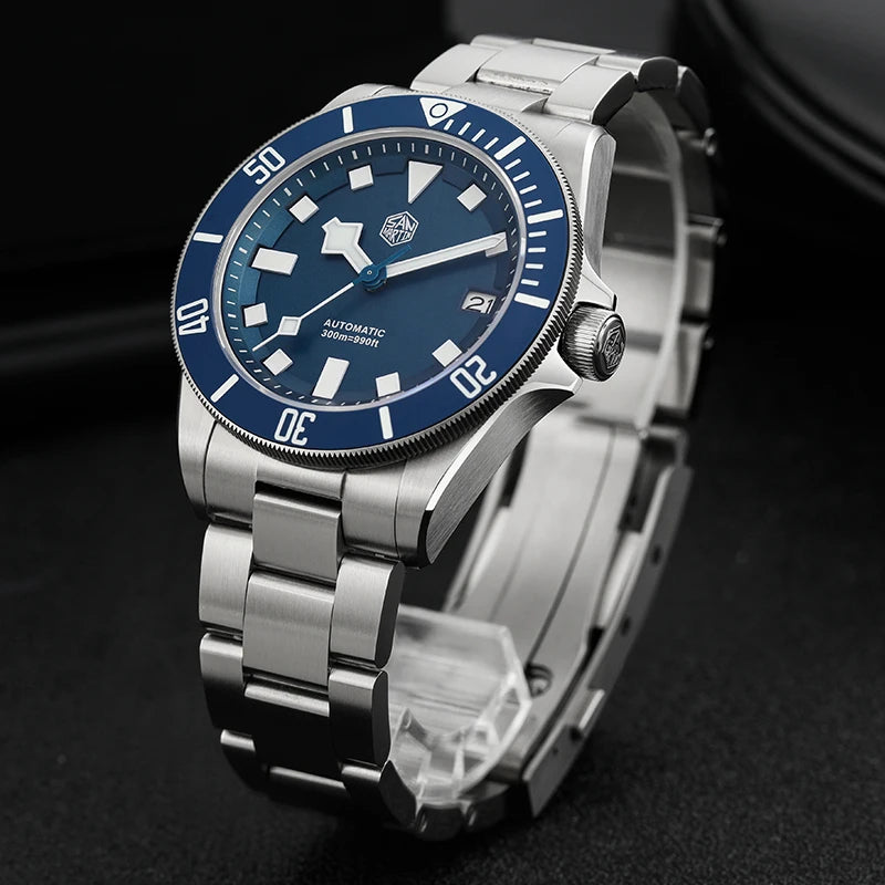 San Martin × Watchdives SN0121T — Diver Titanio 300 m con bisel cerámico
