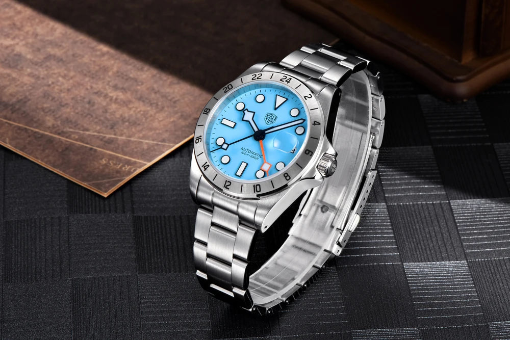 RollsTimi Explorer II — GMT automático con zafiro y Seiko NH34