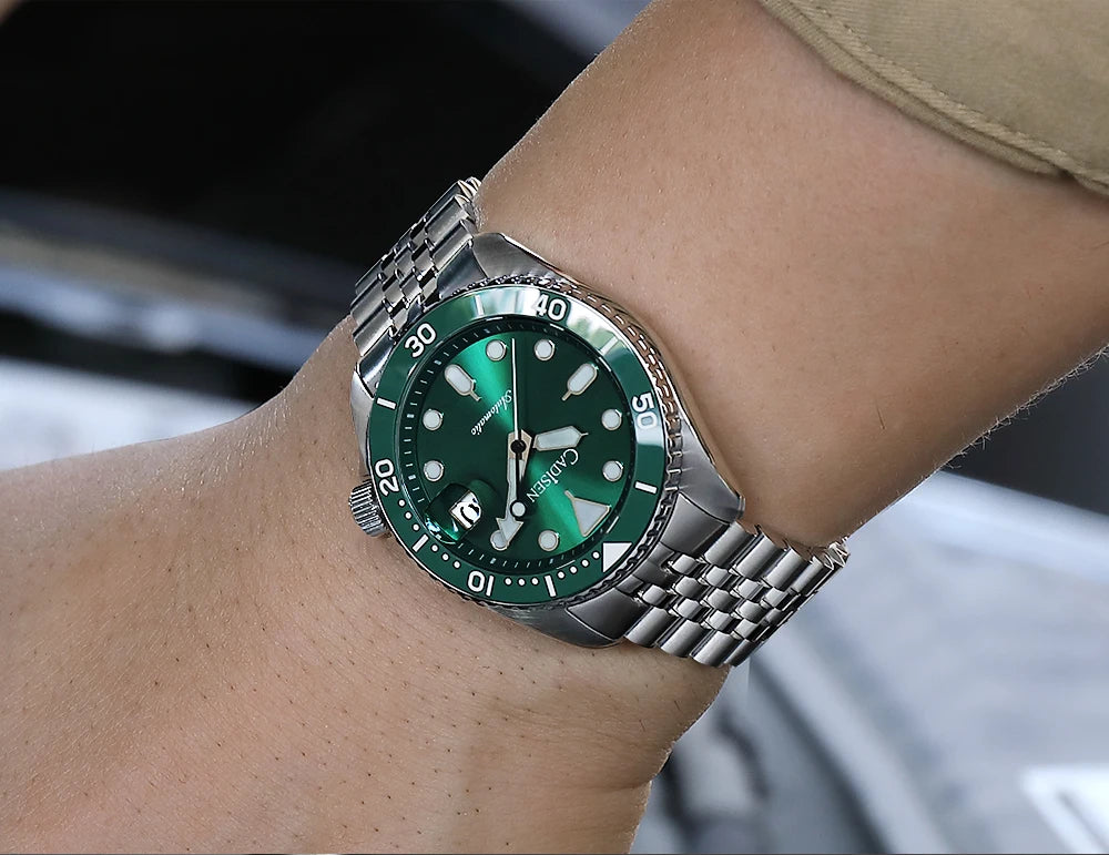 Cadisen GMT — Reloj automático con bisel cerámico y zafiro