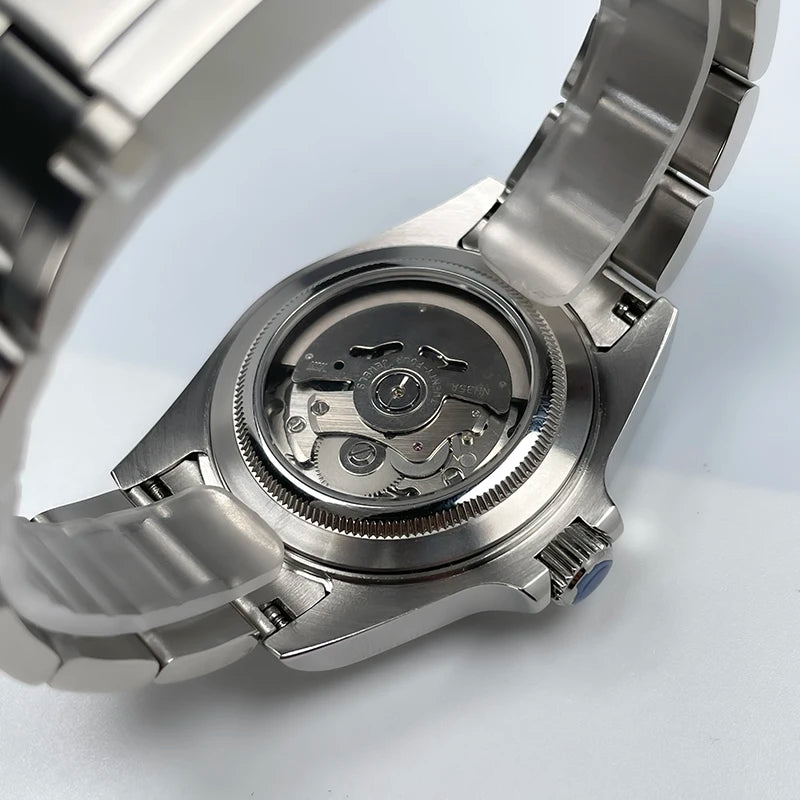 Macarlon Explorer 2 — Reloj automático 39 mm con bisel grabado y Seiko NH35