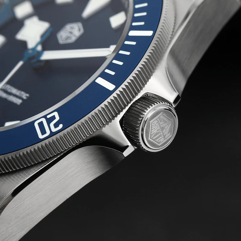 San Martin × Watchdives SN0121T — Diver Titanio 300 m con bisel cerámico