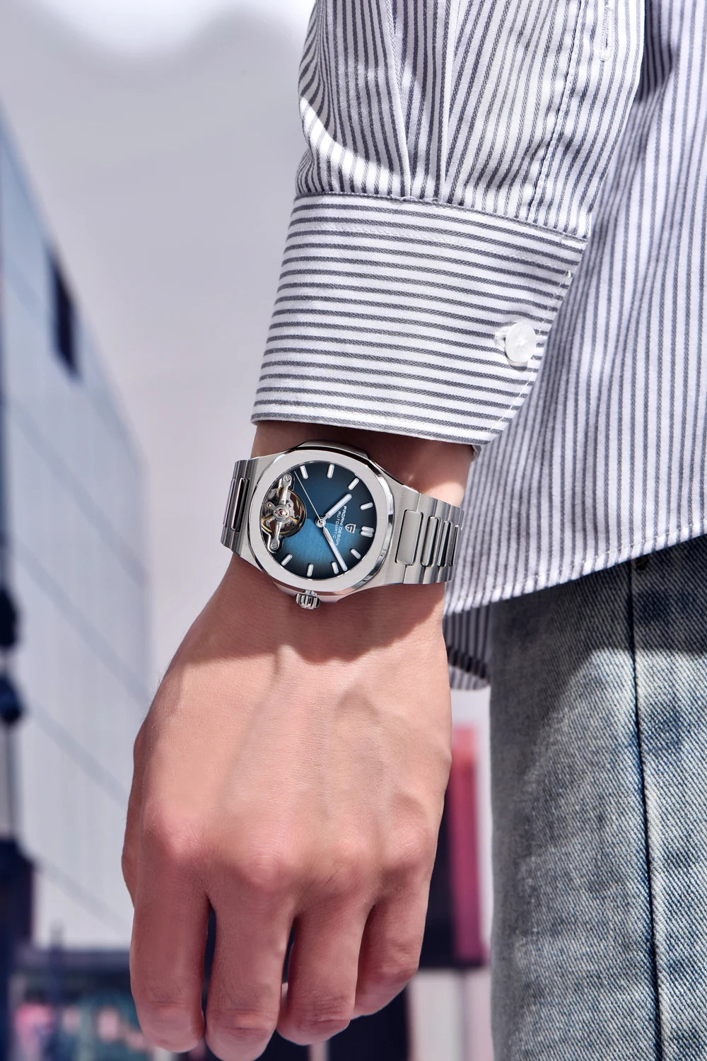 Pagani Design Semi Skeleton — Reloj automático con rotor visible y zafiro AR