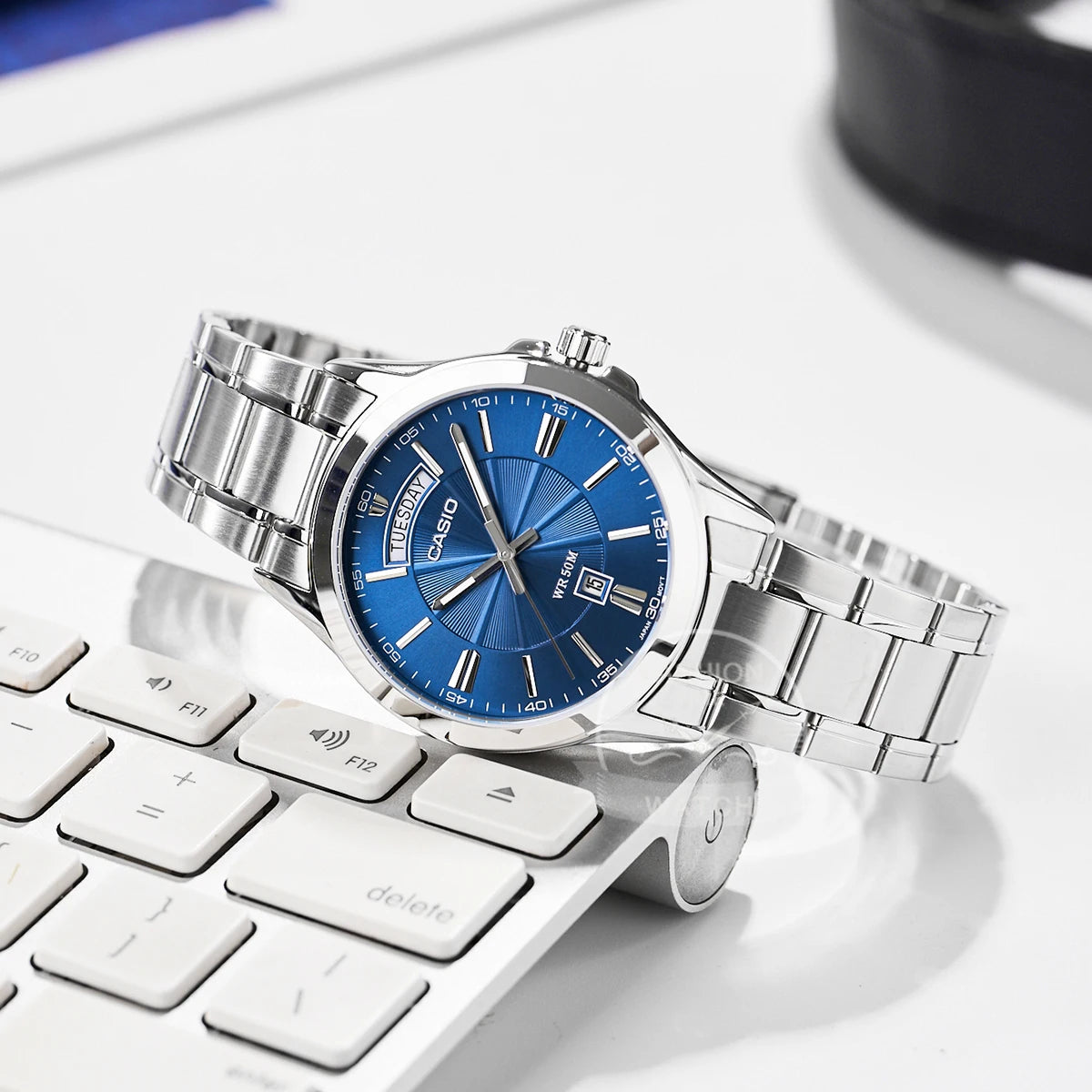 Casio MTP-1381D — Reloj clásico cuarzo con esfera limpia y fecha