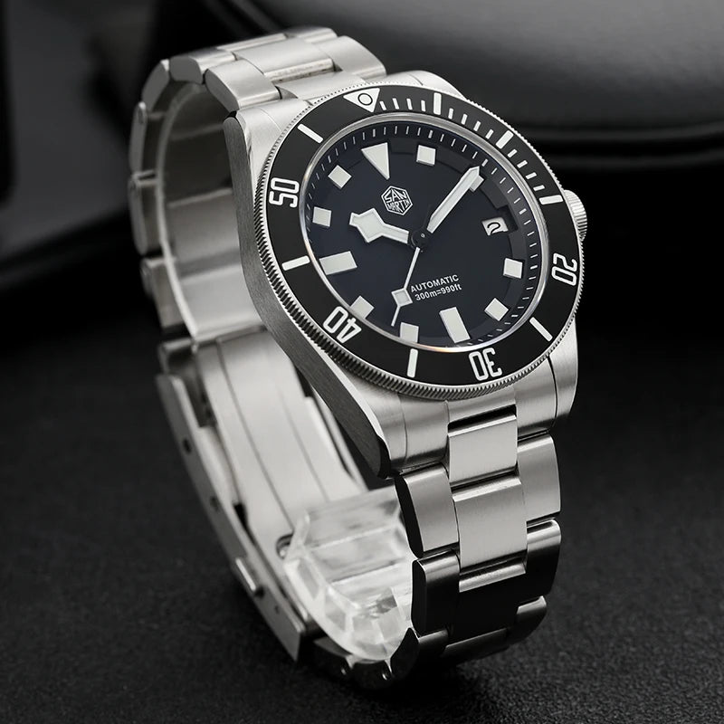 San Martin × Watchdives SN0121T — Diver Titanio 300 m con bisel cerámico